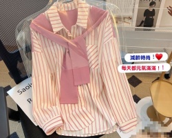 假兩件條紋襯衫